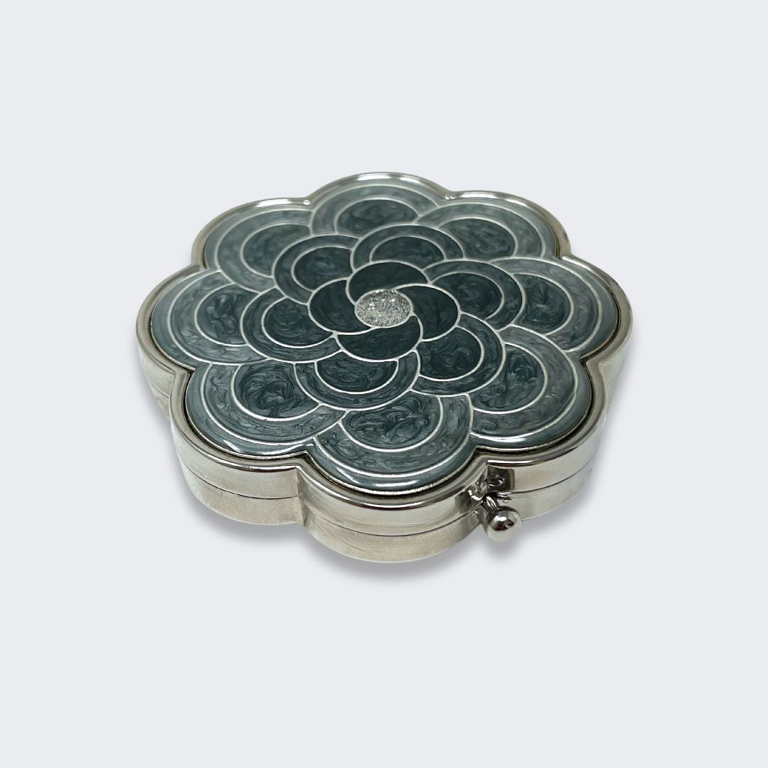 CM764 Elegant Flower Compact Mirror - Silver