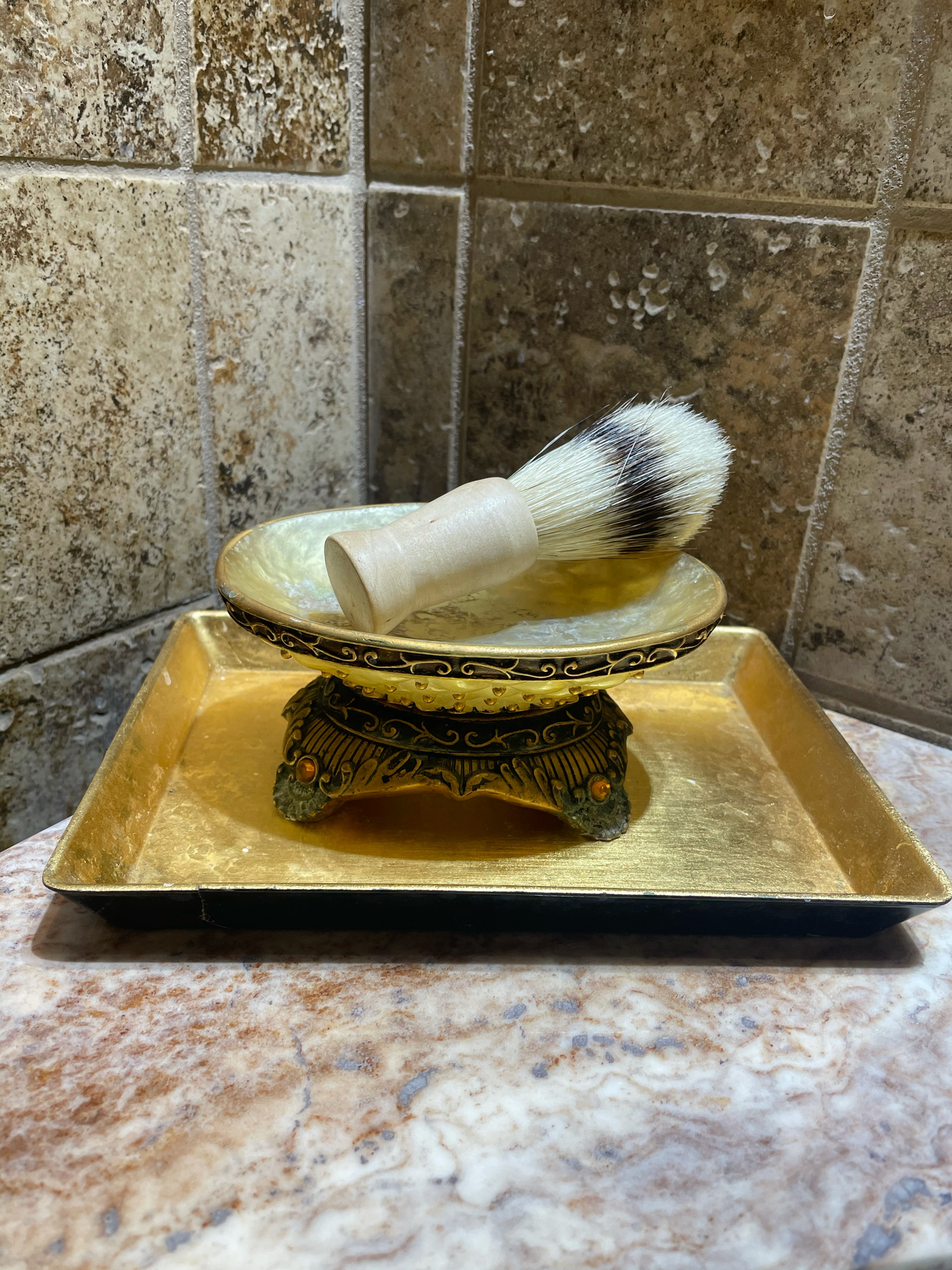 Gentleman's Shaving Brush ( Buy 1 take 1 or Buy 2 Take 1 free) ! Boar's Hair Bristles for a Close Shave #G226